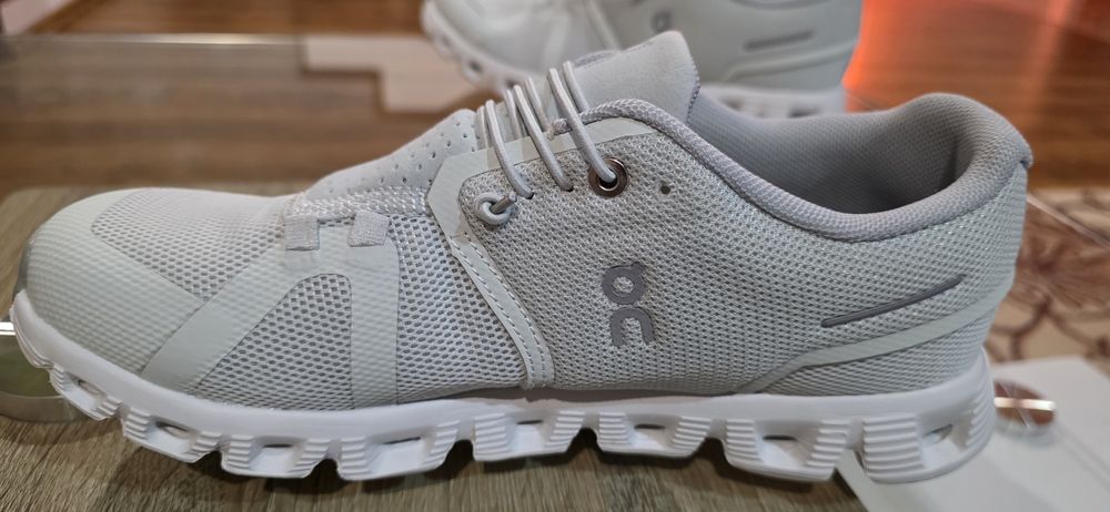 Adidasi alergare dama qc cloud 5