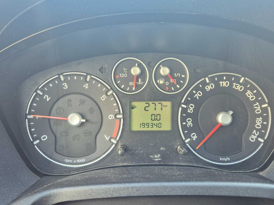 Ford Fiesta 1.3 Duratec Euro 4 an 2006 199340 km consum redus
