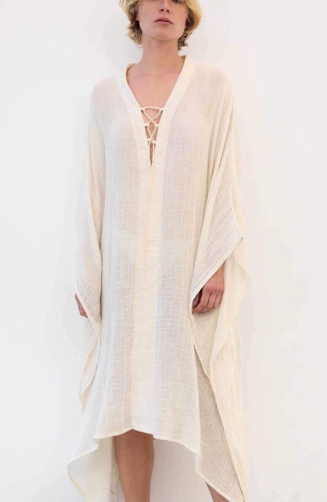 Rochie-kaftan plaja Zara, noua