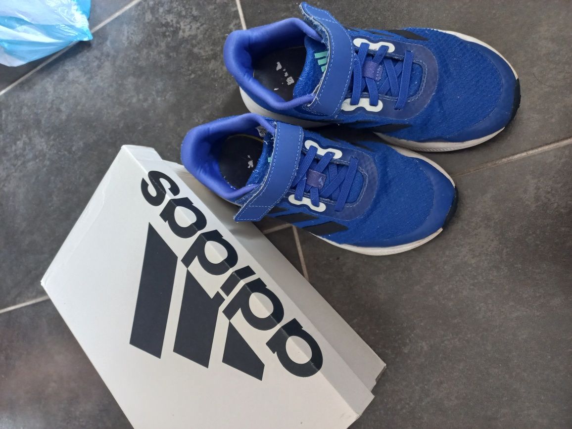 Adidas размер 33