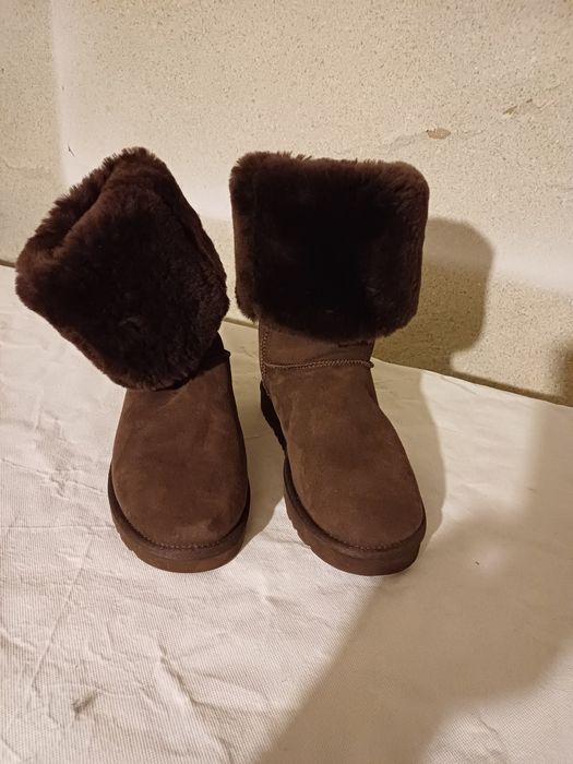 Cizme dama UGG piele întoarsă  mărime 41