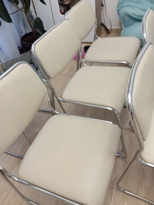 Scaune imitație piele