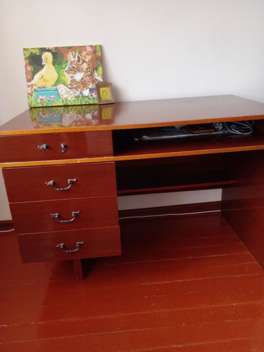 Письменный стол б/у