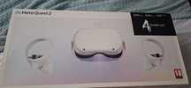 Vand Meta Oculus Quest 2 de 256GB cu Resident Evil 4 inclus