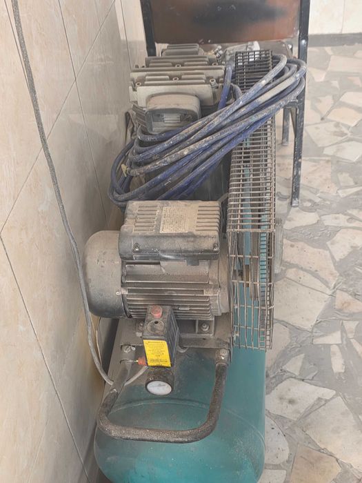 Компрессора 100л