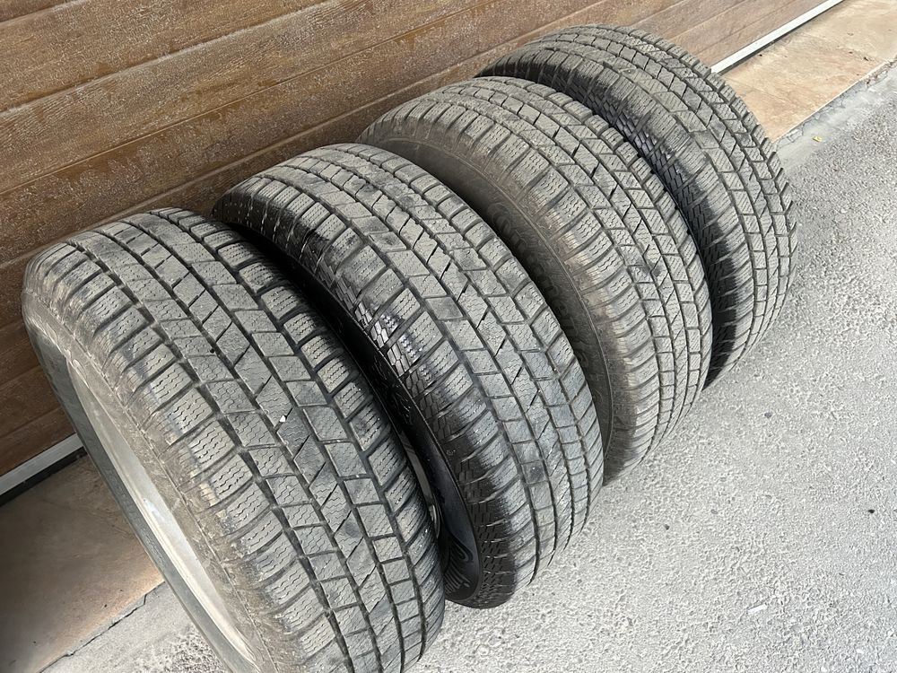 4 бр. ориг.  лети джанти 16" и 17” за VW TIGUAN с гуми 215/65/16, 7мм