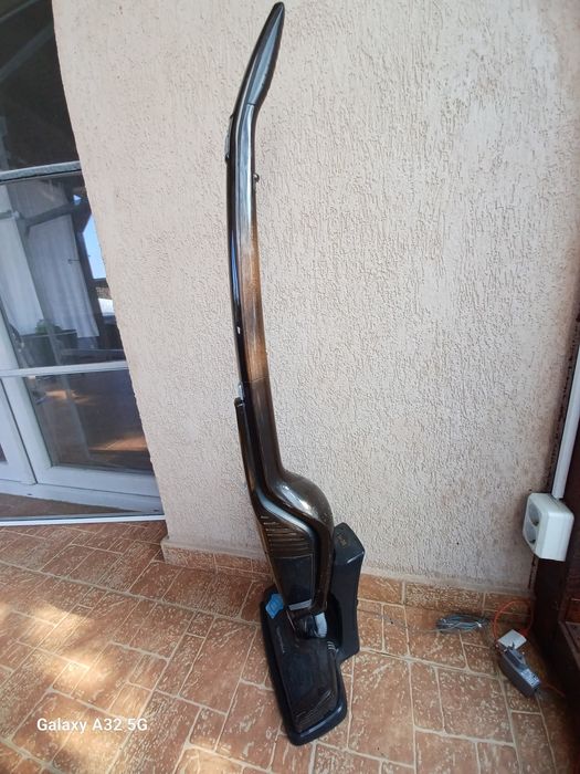 Vând Aspirator Electrolux