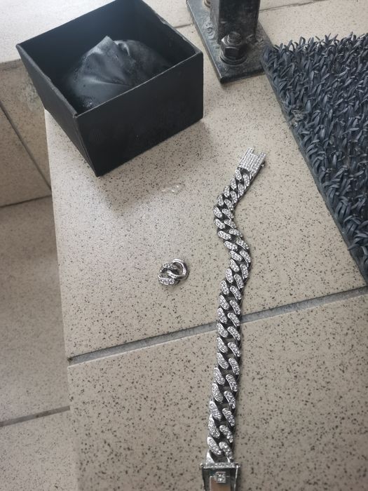 Vând brățară ice concept