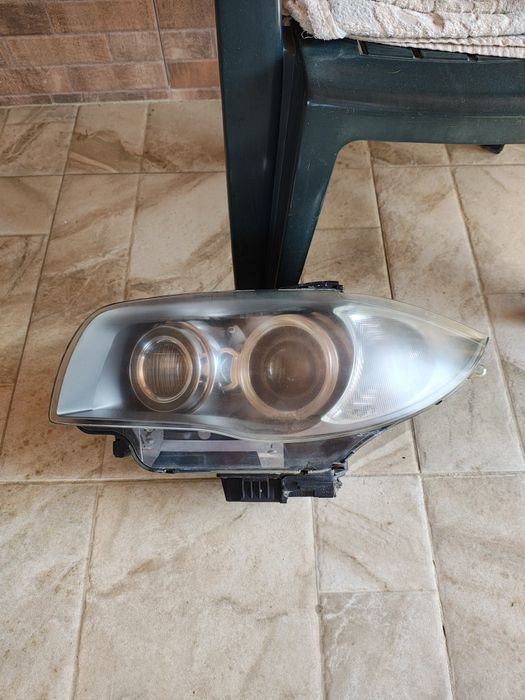 Far BMW seria 1 Bi-xenon adaptiv