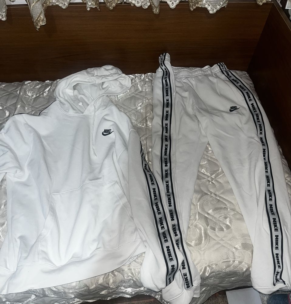 Nike екип оригинален