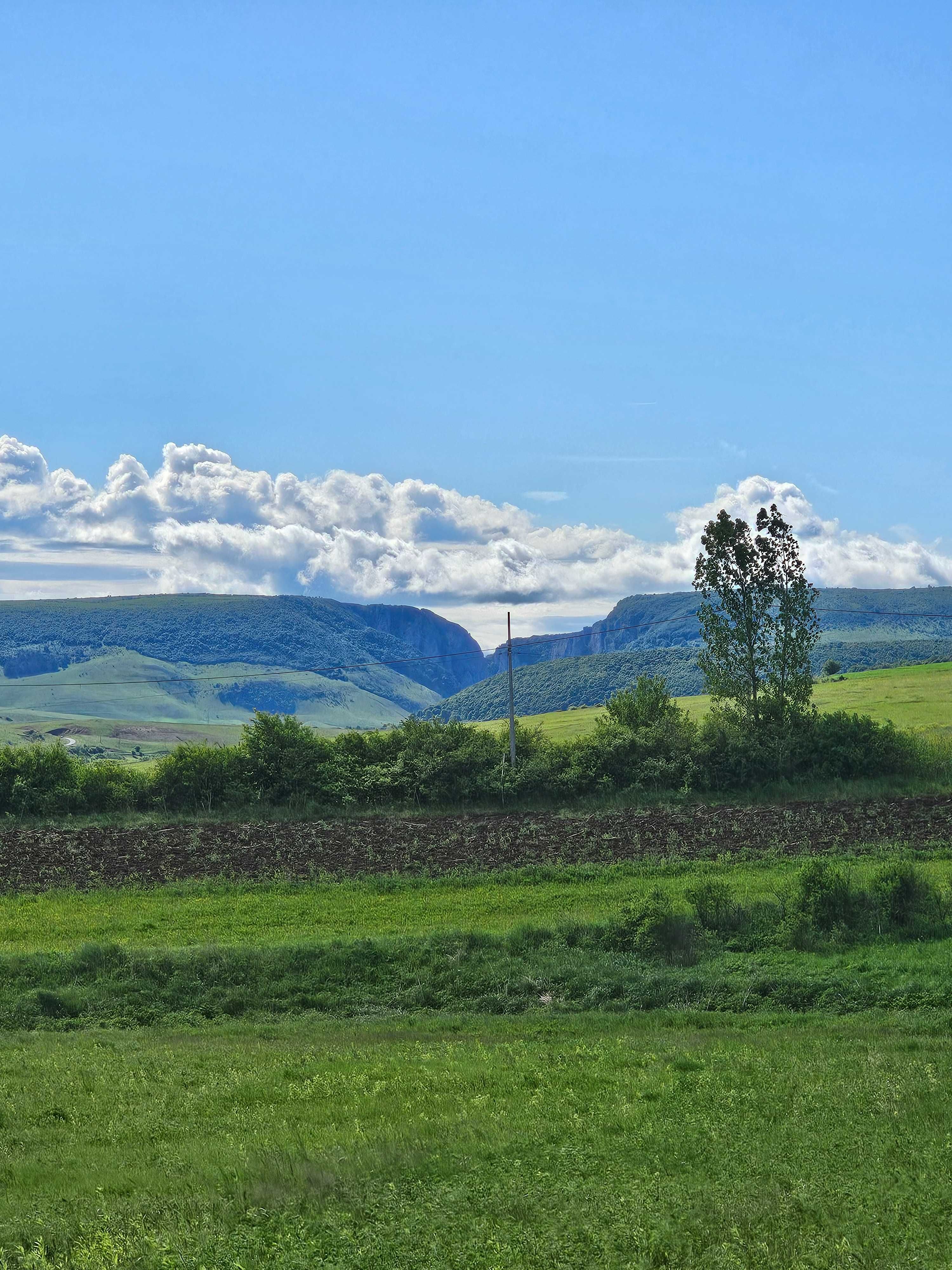 Vand teren extravilan, panorama superba, 4200mp ,21 km de Cluj, 6E MP