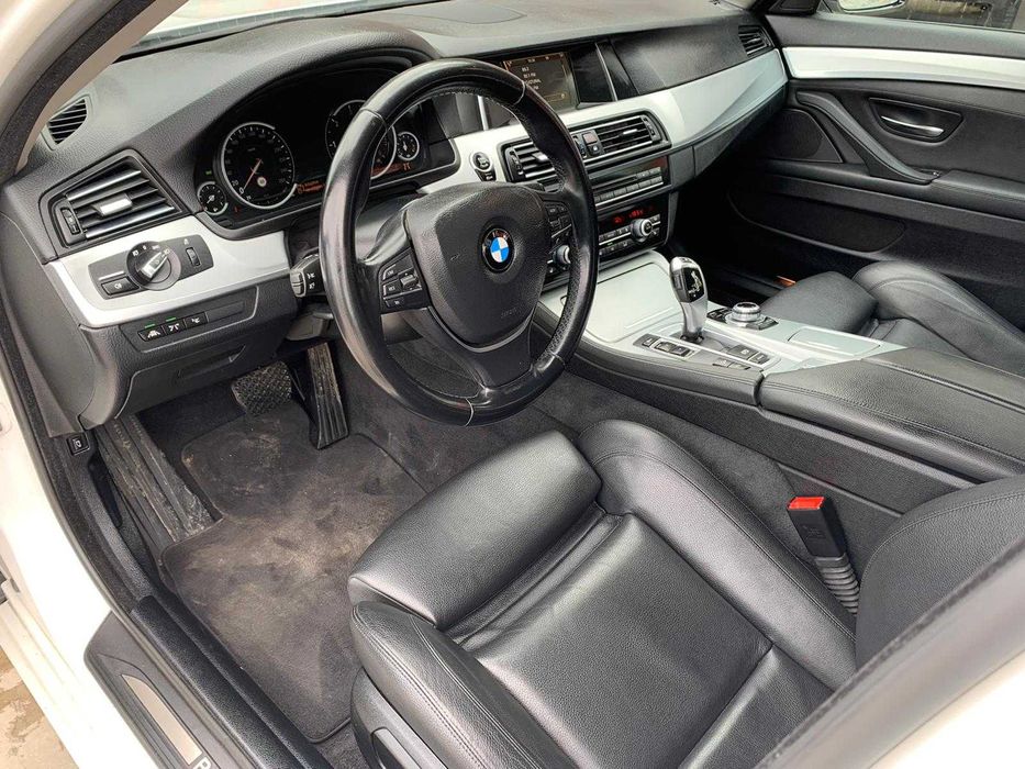 dezmembrez bmw seria 5 f10 facelift 3.0 diesel 258 cp n57d30a