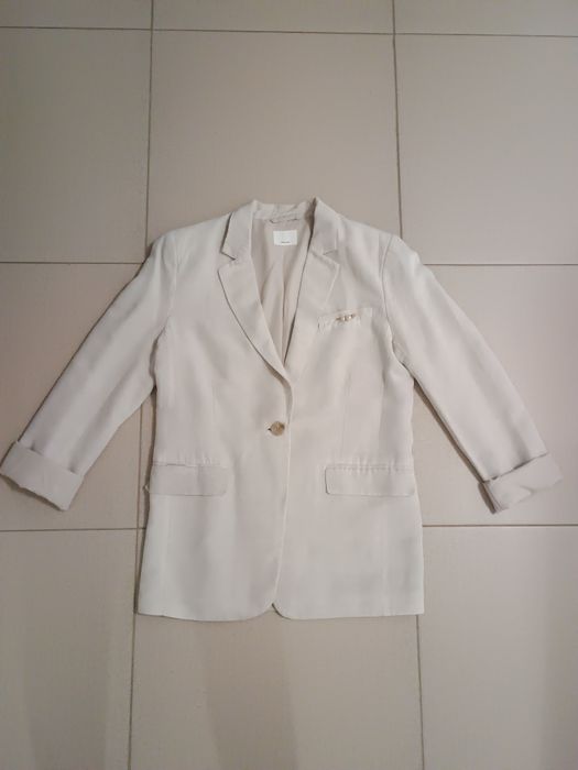 Sacou marca H&M bej