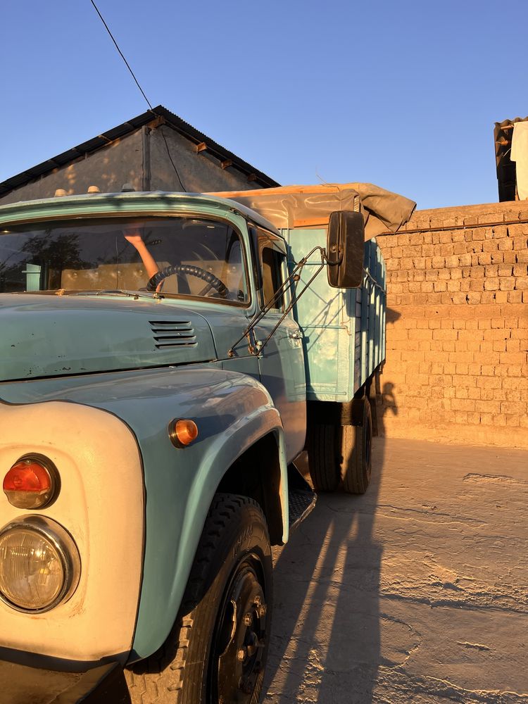 zil 130  motor ural