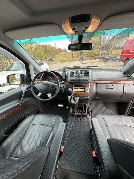 Mercedes-Benz Viano 3.0 CDI V6 Avantgarde
