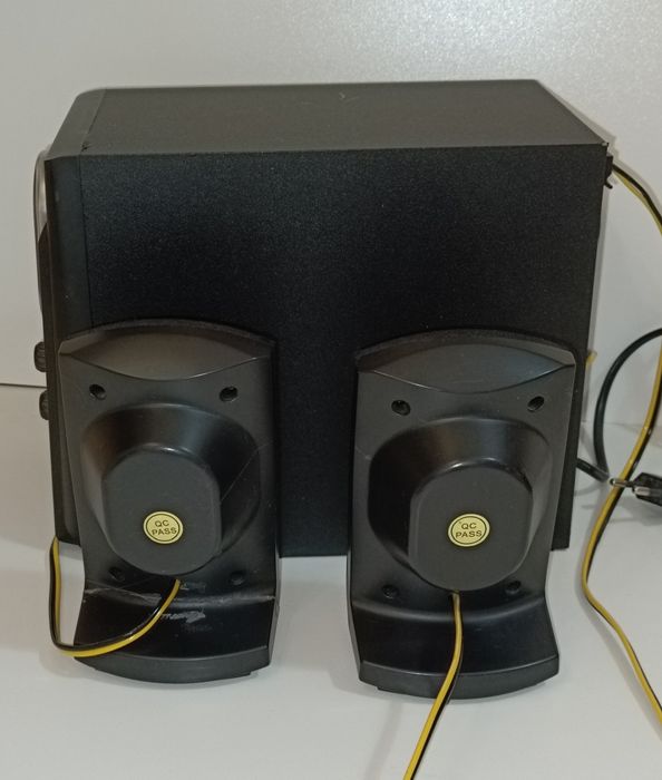 Сам буфер стерео multimedia  speaker model ER 2050 + Bluetooth модуль