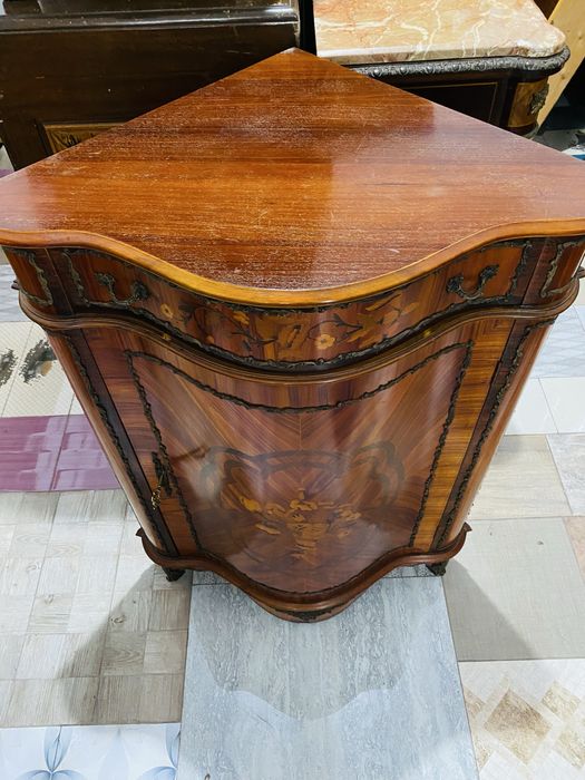 Comoda Colt Lemn Masiv Intarsie Bronz Vintage