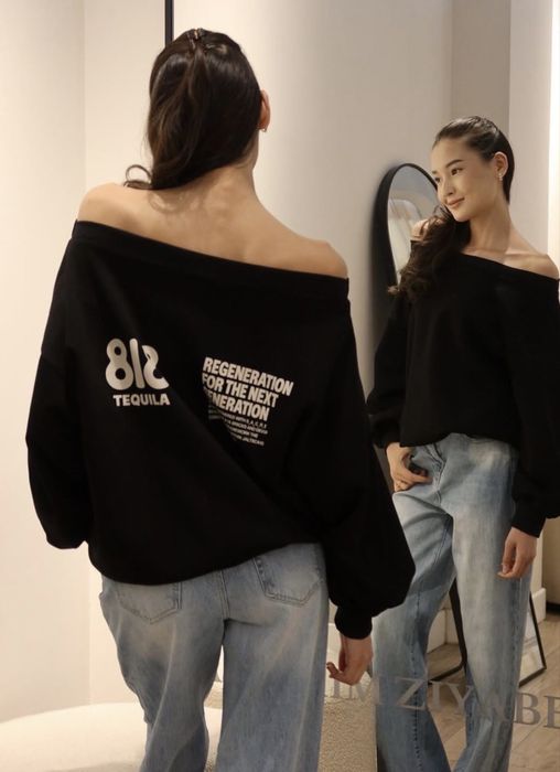 свитшот с открытыми плечами