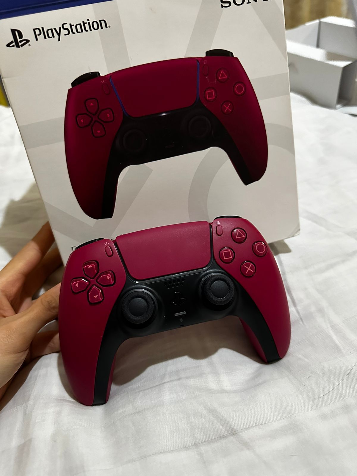 Джойстик для PS5 новый красного цвета