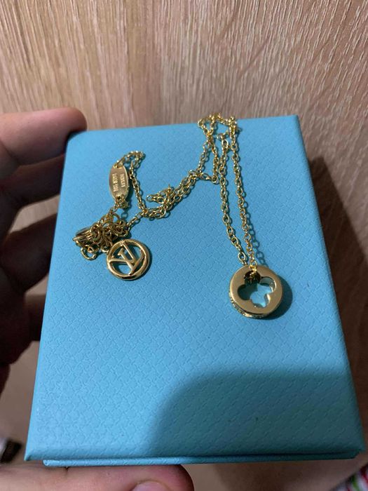 Louis Vuitton оригинално колие