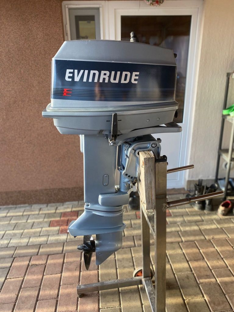 Motor Evinrude 20 cp/2 timpi -NOU