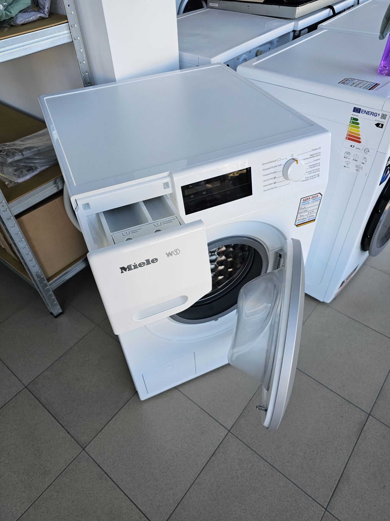 Пералня MIELE W1