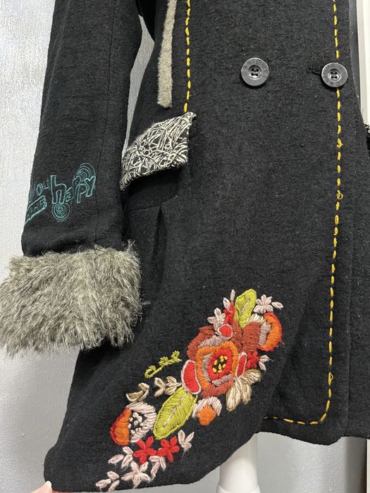 Palton Deisigual cu Blana Ecologica