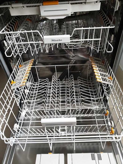 Miele - Auto Open - QuickPowerWash - Съдомиялна - Пълно Вграждане 60см