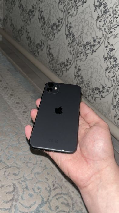 iPhone 11 б/у 64гб акб 79%