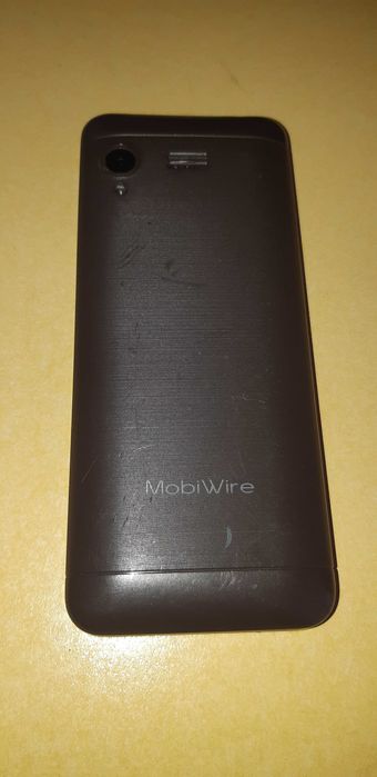 Телефон MOBIWIRE M300