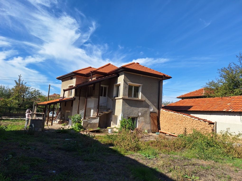 Продава се Къща в с. Николово, Област Монтана - 124 кв.м за 589 €/кв.м - Снимка #2