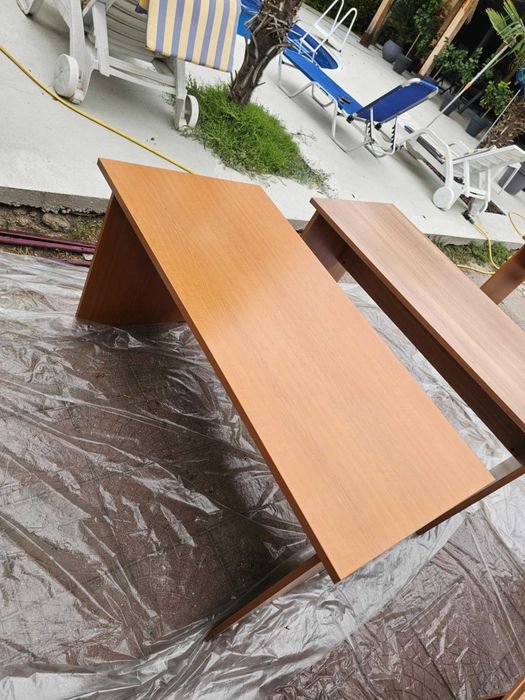 Офис оборудване - бюра, шкафове, етажерки