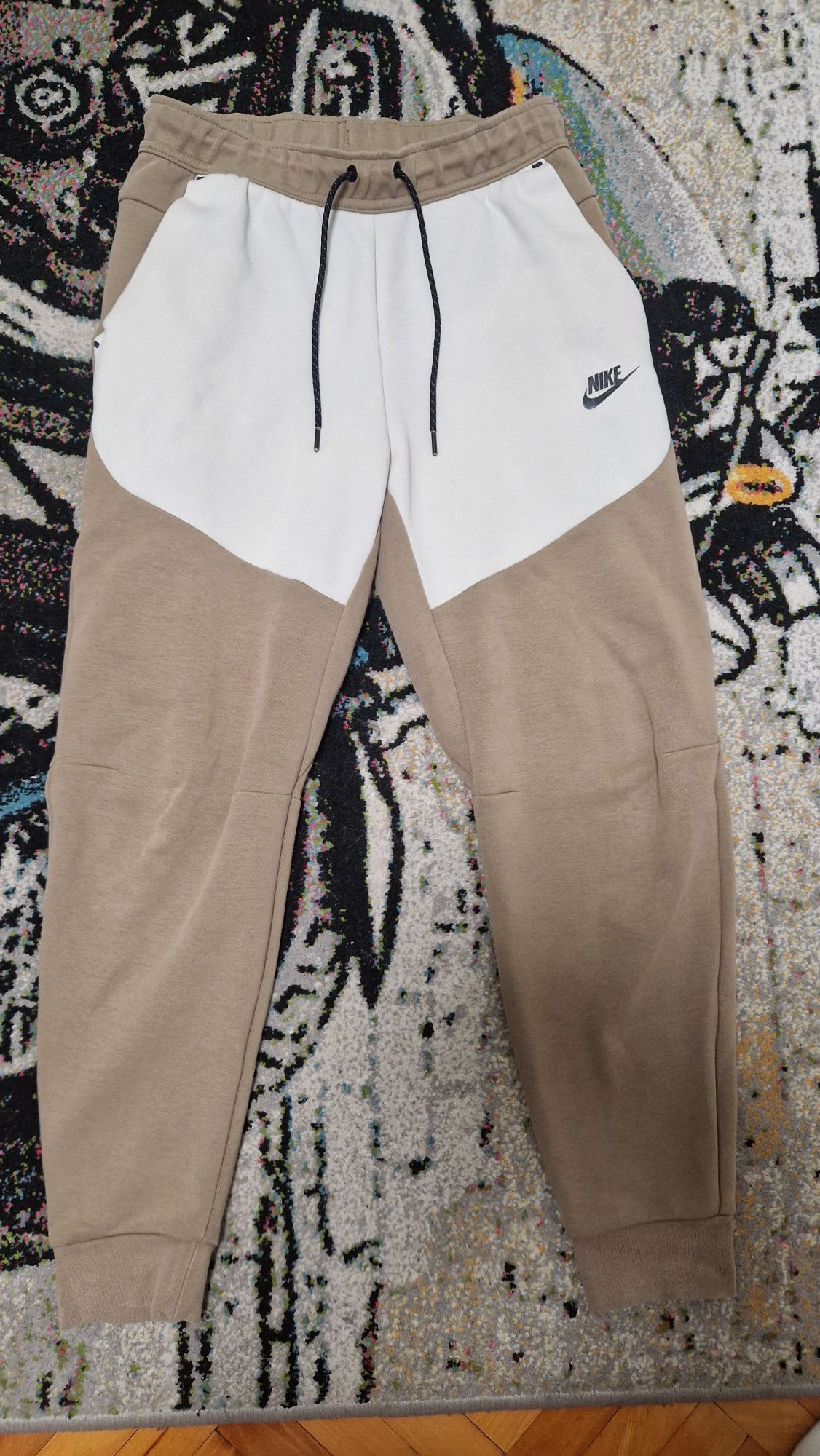 Nike tech fleece white and brown(бяло и кафяво) Size S (размер S)