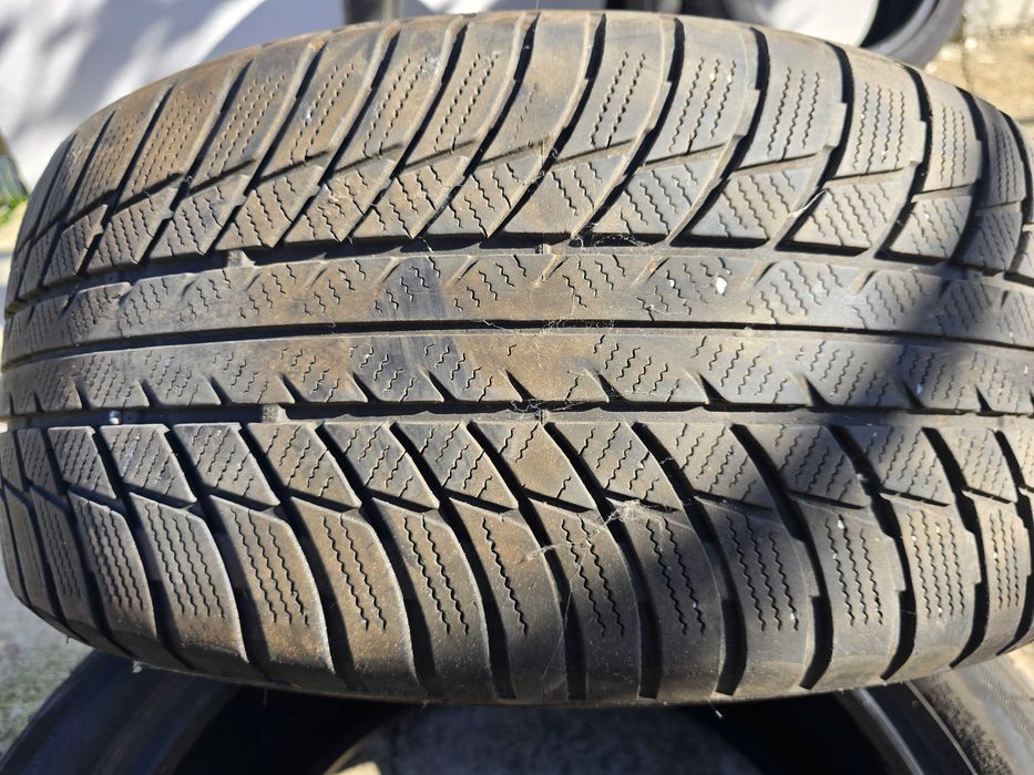 Зимни гуми 225 50 17 Bridgestone blizzak