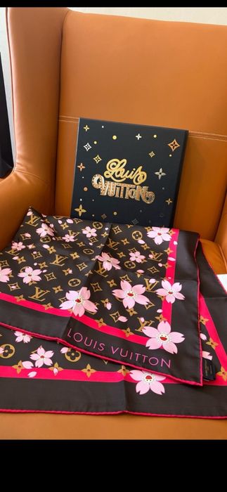 Eșarfă Louis Vuitton model 2026, 90×90 cm, 100% mătase