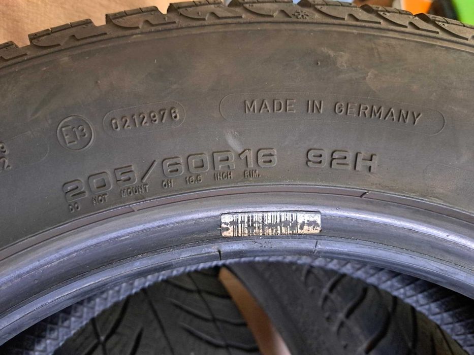 Set 4 anvelope iarnă GOODYEAR made in Gemany 205/60 R16 92H - DOT 2922