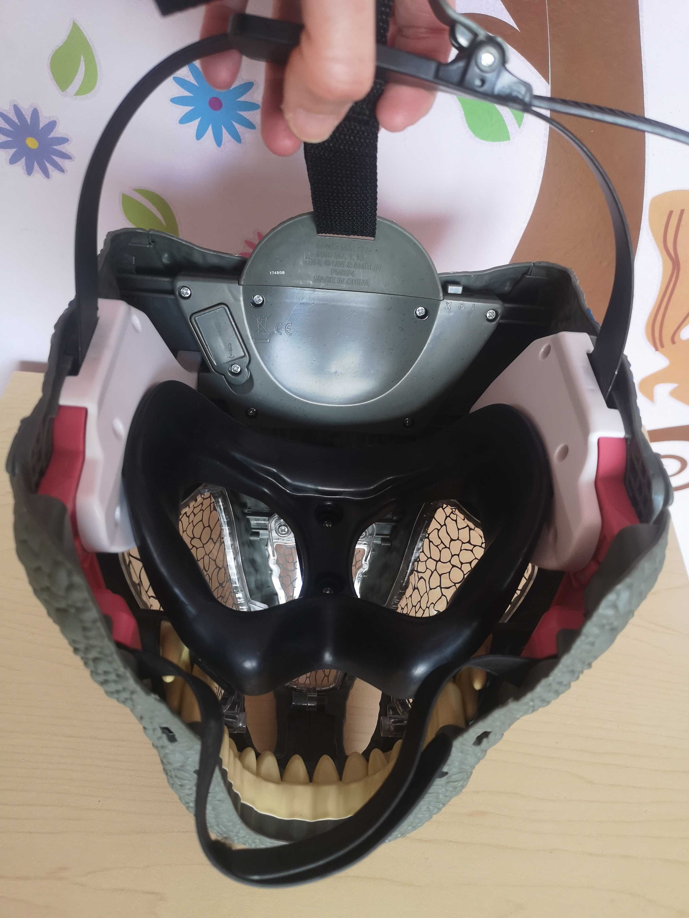 Маска Jurassic World Chomp N Roar Mask Velociraptor by Mattel