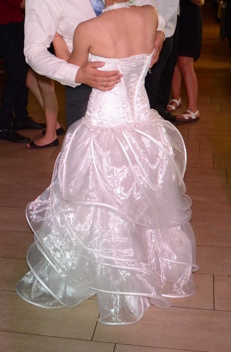 Сватбена / официална рокля