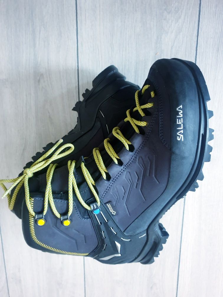 Bocanci  Salewa Rapace 42 impecabili