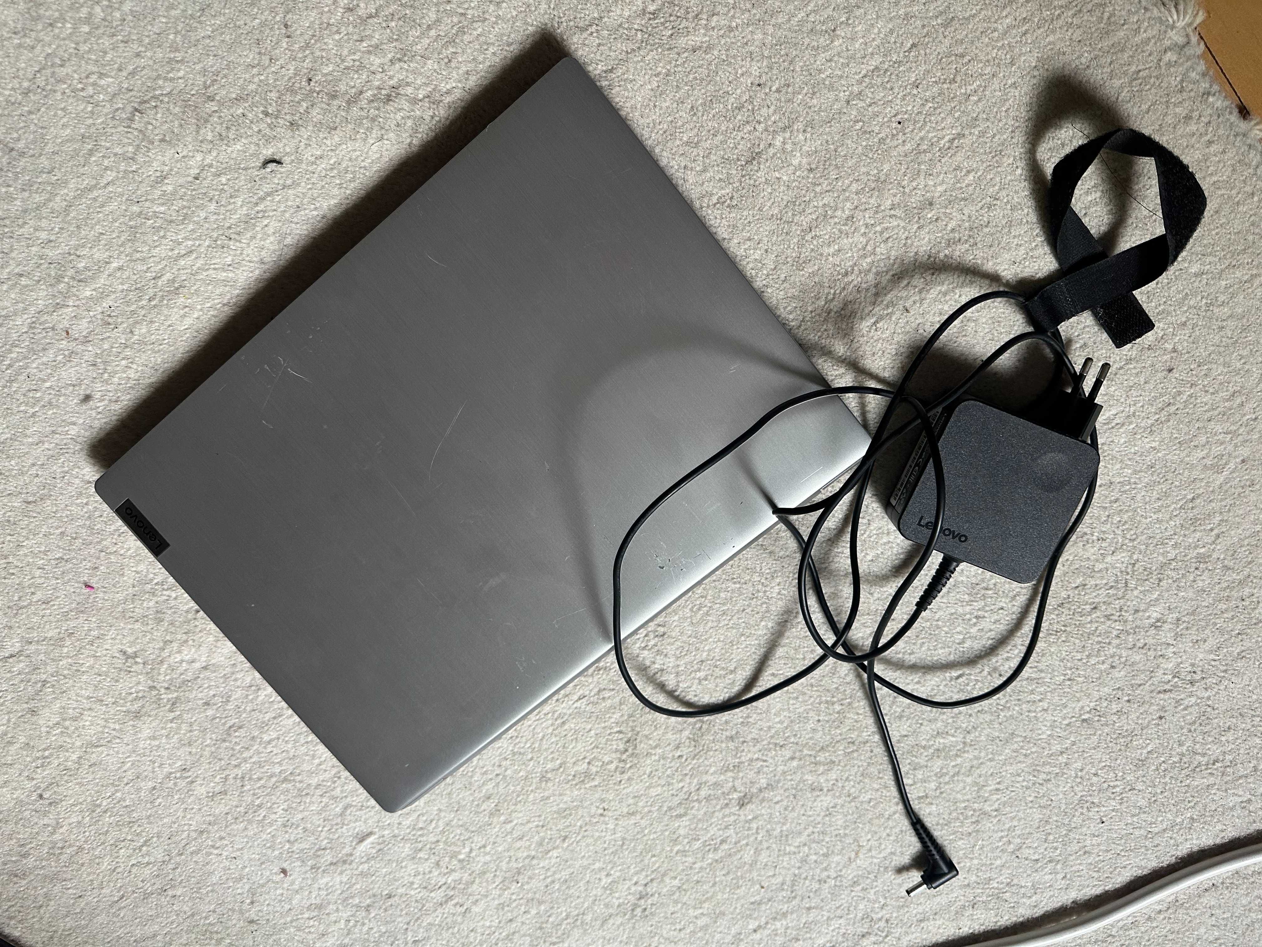Laptop  Lenovo IdeaPad Ryzen 5 500gb ssd