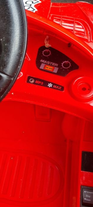 Електрическа кола