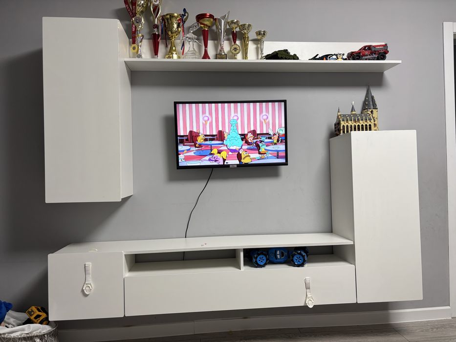 Продам стенку в гостинную