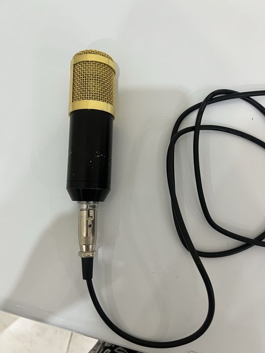 Продам микрофон