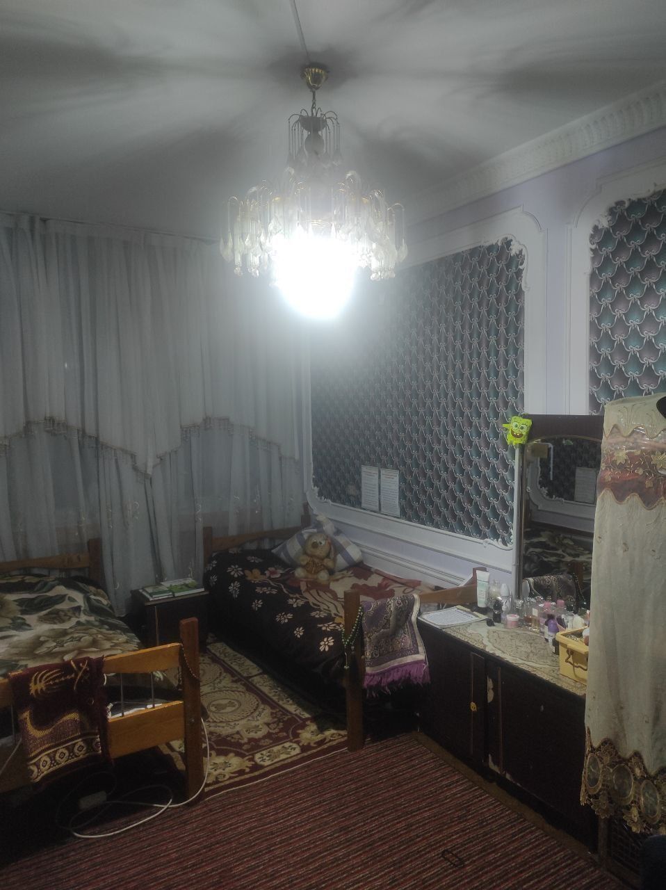 Срочно продам 4 комнатную квартиру