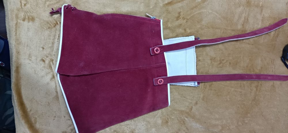 Pantaloni  tradiționali Bavarezi