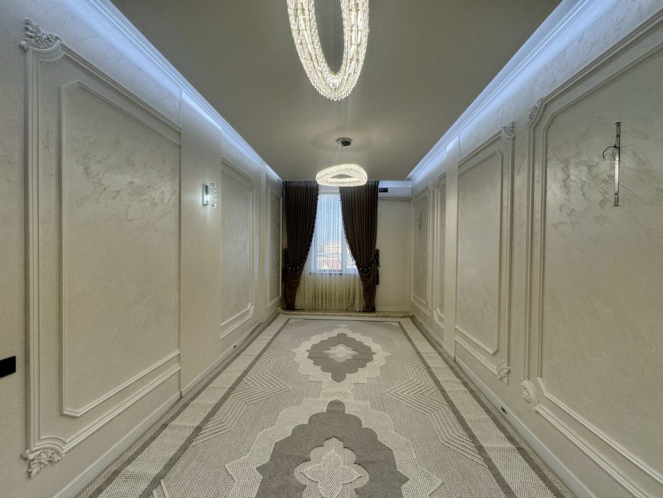 4х комнатная квартира, на 4 этаже. Гагарина.