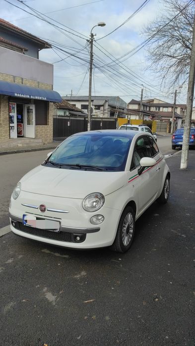 Vând Fiat 500 benzină