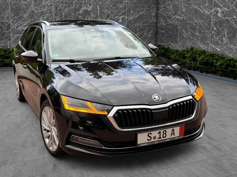 Skoda Octavia 2021/E-Hybrid 204CP/Full Led Matrix/Head Up/Memorii/Alcantara