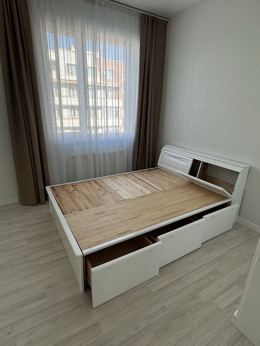 Бесплатно кровать дерево