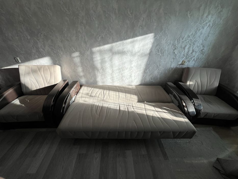 Диван и два кресло